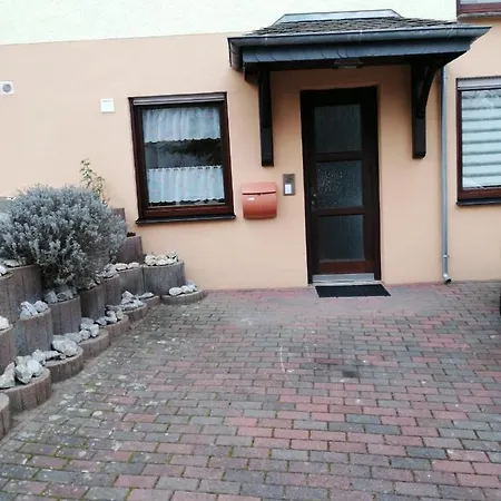 Apartment Ebenerdige Mit Grosser Terrasse In Der Naehe Des Waldes, Zum Wohlfuehlen *
