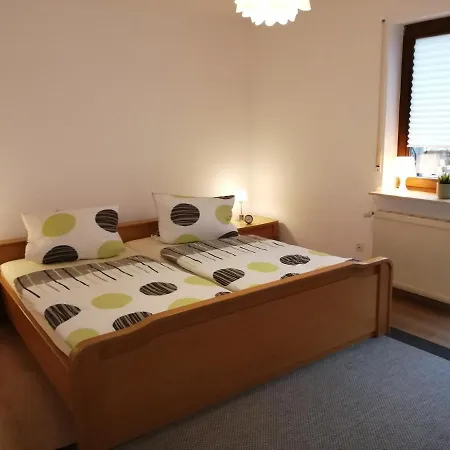 Apartment Ebenerdige Mit Grosser Terrasse In Der Naehe Des Waldes, Zum Wohlfuehlen