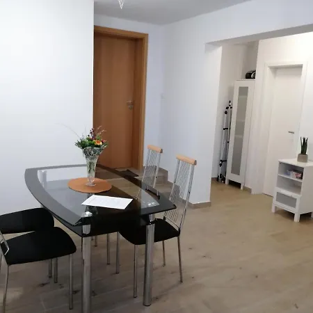 Ebenerdige Mit Grosser Terrasse In Der Naehe Des Waldes, Zum Wohlfuehlen 아파트 Schoneck